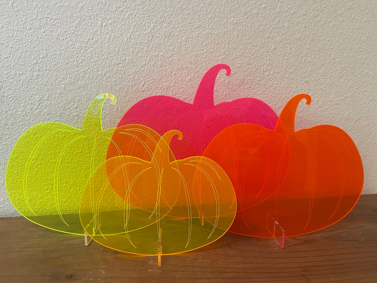 Acrylic Pumpkin Stand Up Medium